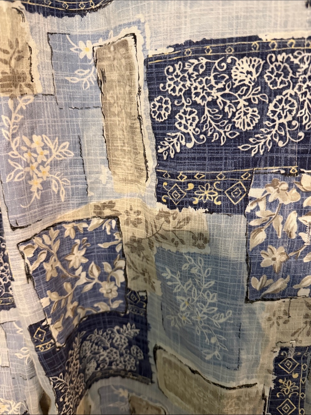 Tapestry Floral Patchwork Button-Up Shirt in Blue and White Cottagecore - Picture 7 of 7